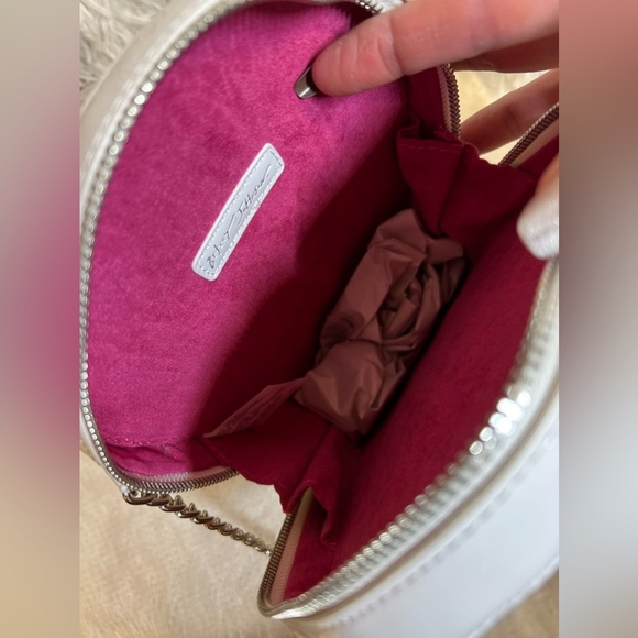 🔥☠️NWT-BETSEY JOHNSON STUNNING BONE-JOUR RHINESTONE CROSSBODY 🔥☠️ - Picture 14 of 15